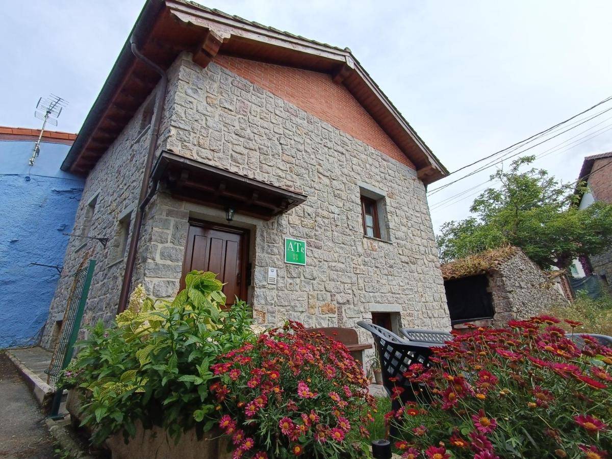Romantico Acogedor Apartamento En Llanes Bagian luar foto